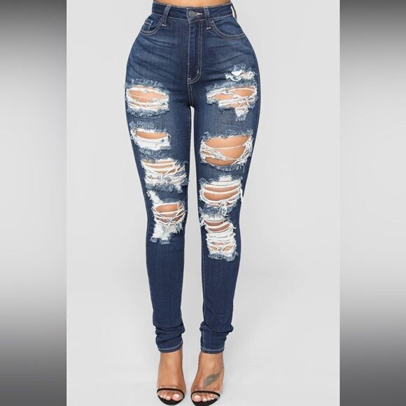 ⭐️Dark blue wash distressed High-Rise stretchy form fitting jeans - Picture 2 of 7